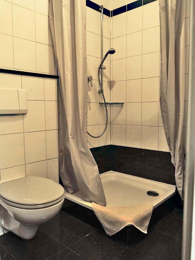 Ferien-Messe-Handwerker- Apartment Bensberg Bergisch Gladbach Luaran gambar